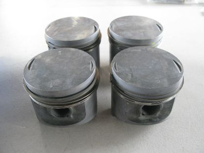 Picture of PISTON SET