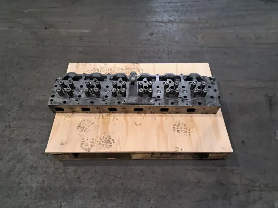 Picture of CAT® 3412 REMAN CYLINDER HEAD
