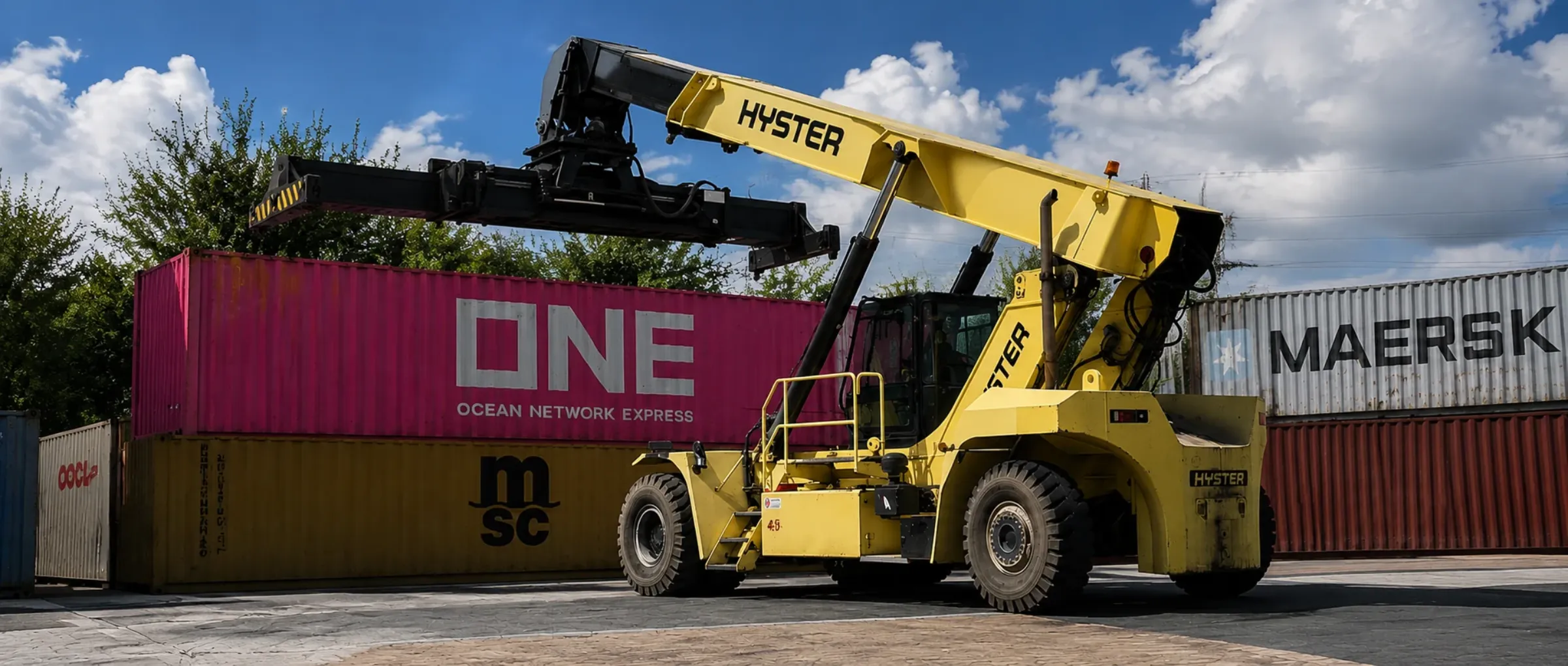 REACH STACKER